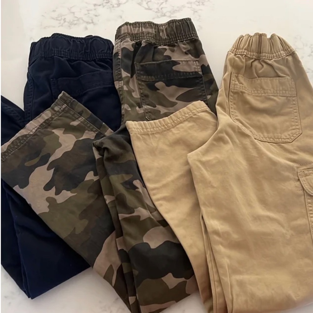 Boys size 10 Children’s Place cargo pants